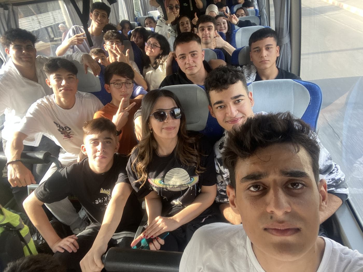 Gezi yolculuğunda öğrenciler