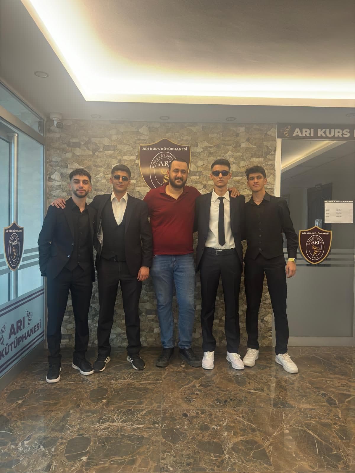 Kurum girişi